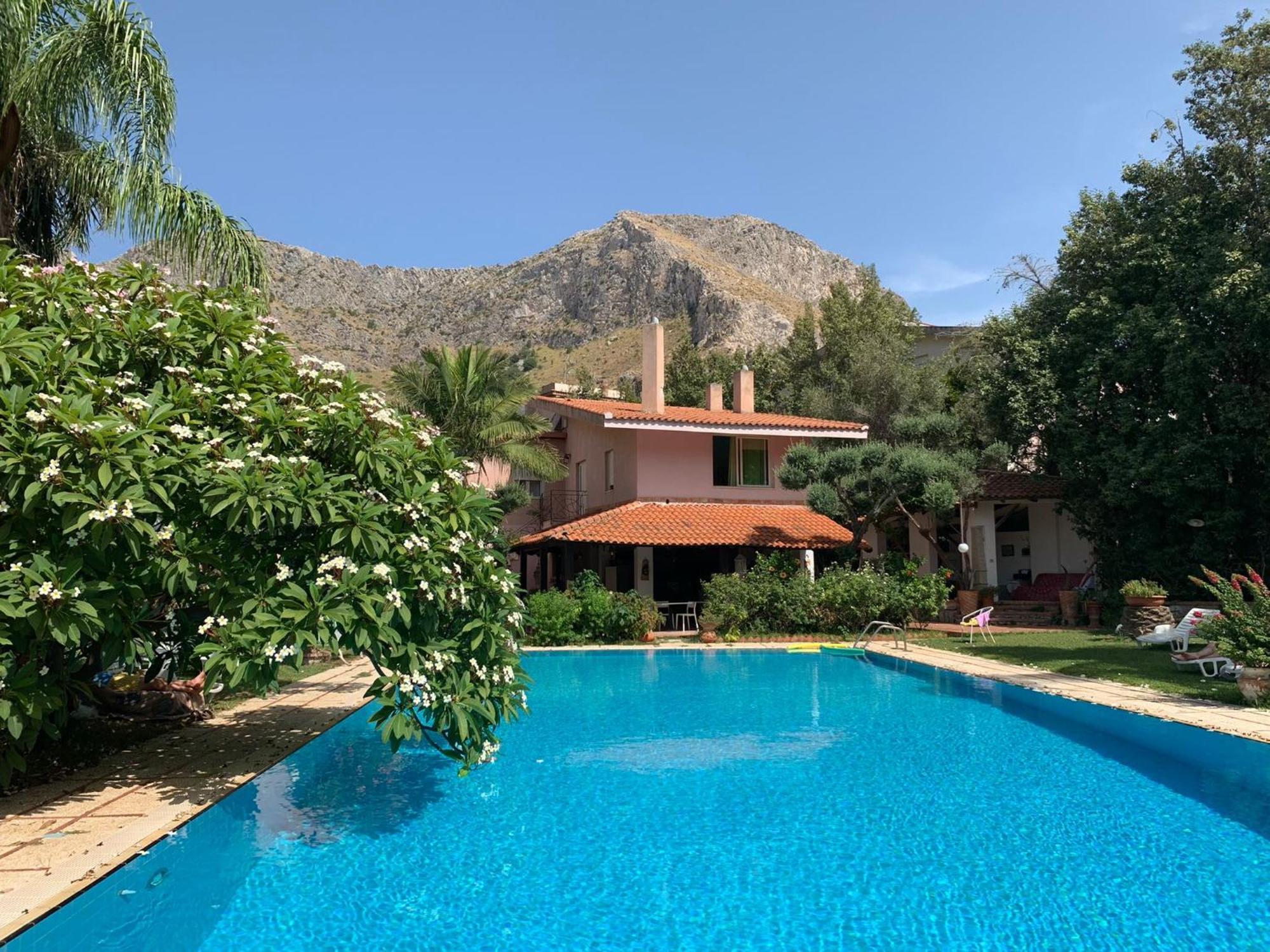 Villa Megna - Green Paradise B&B 巴勒莫 外观 照片